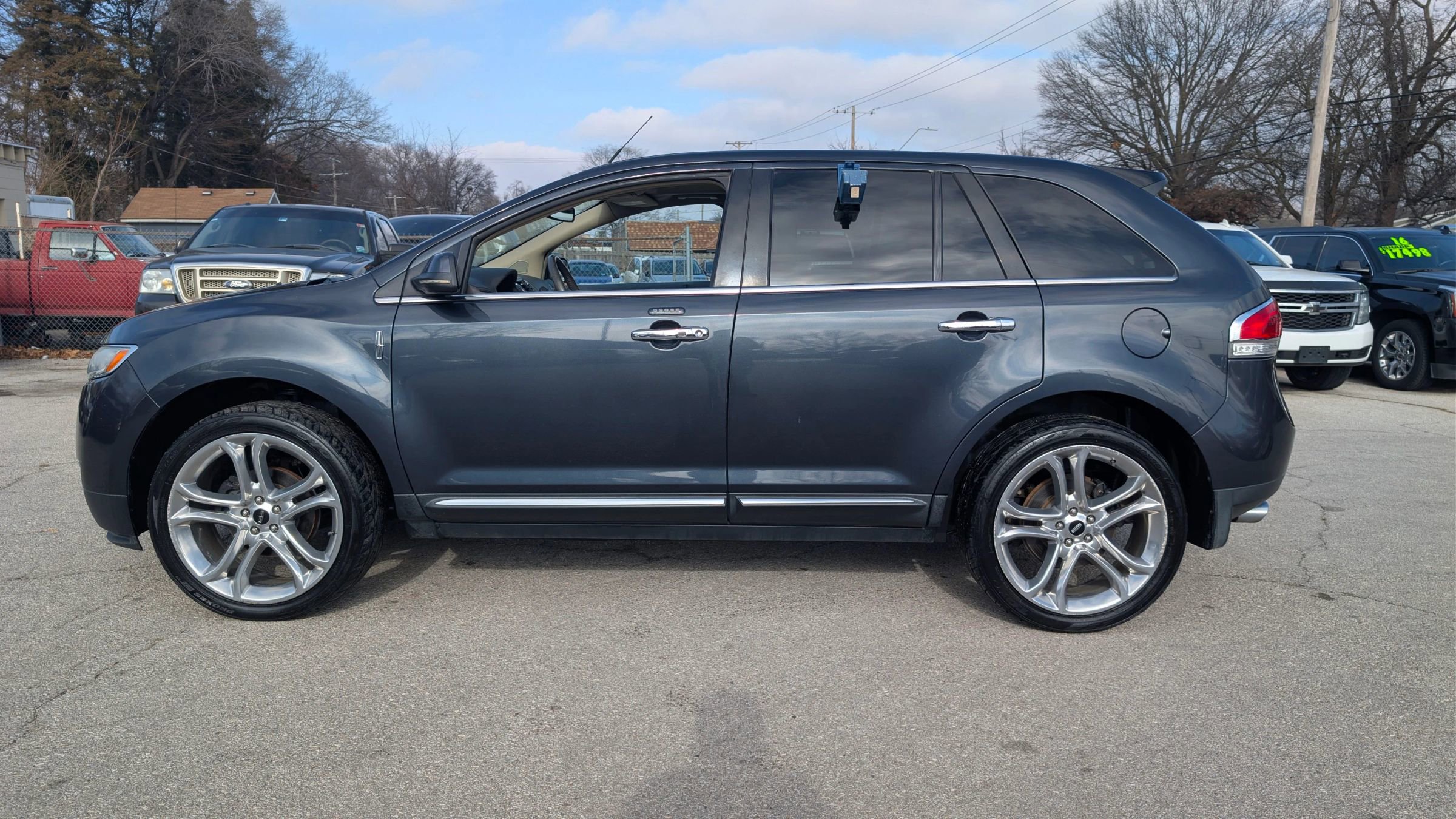 Used 2013 Lincoln MKX Sport Utility 4D image 8