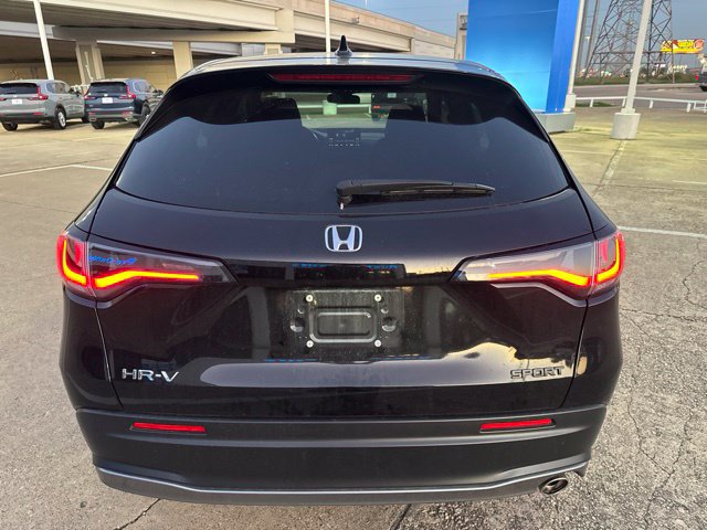 Certified 2025 Honda HR-V Sport image 3
