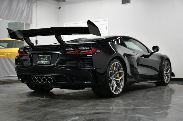 Used 2026 Chevrolet Corvette ZR1 w/ ZR1 Carbon Fiber Aero Package RWD image 24