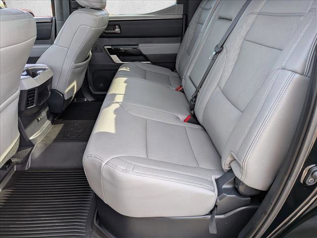 Used 2025 Toyota Tundra Limited AWD/4WD image 23