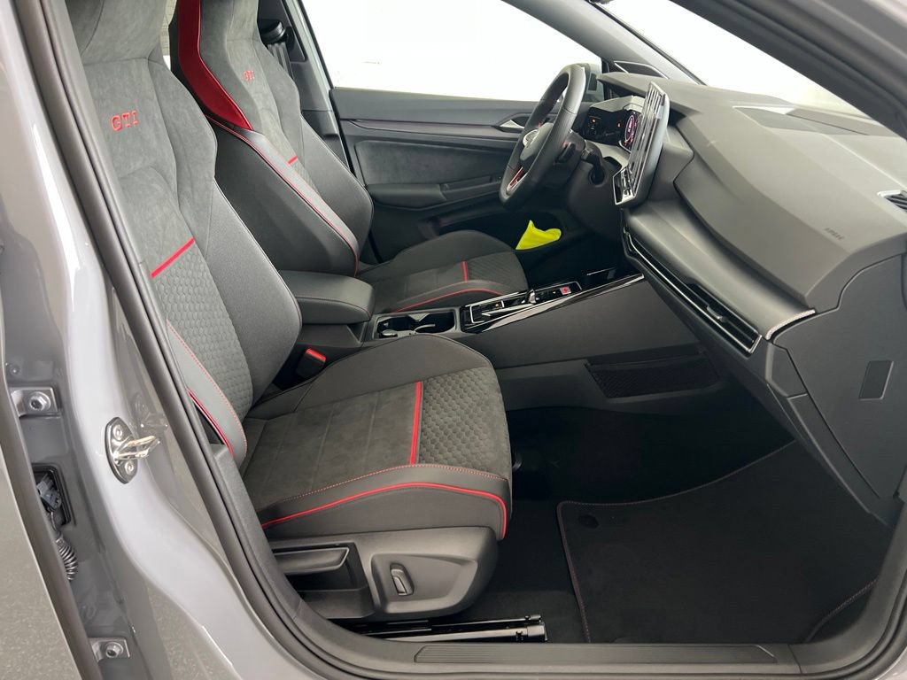 New 2026 Volkswagen GTI SE FWD image 35