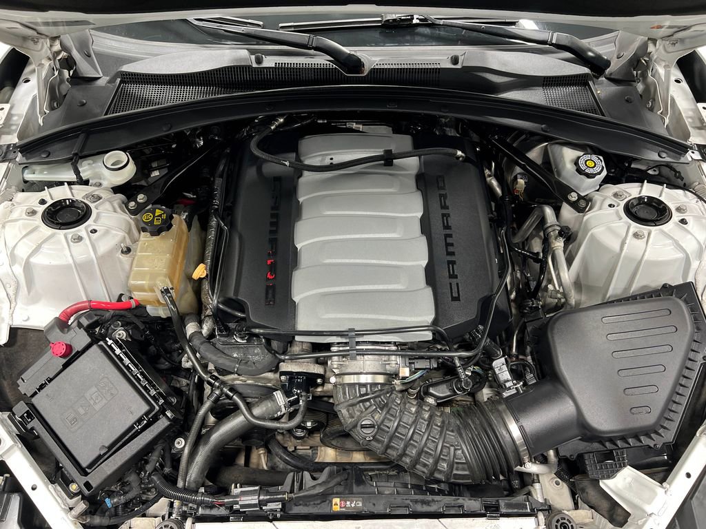 Used 2020 Chevrolet Camaro SS image 29