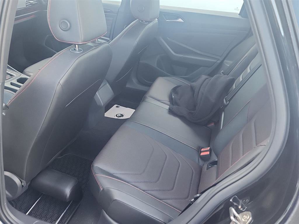 Used 2023 Volkswagen Jetta GLI Autobahn image 12