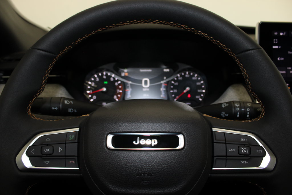 New 2026 Jeep Compass Latitude AWD/4WD image 17