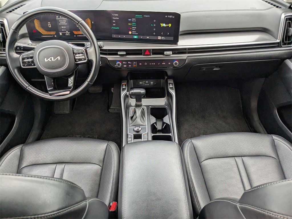 Used 2024 Kia Sorento S image 36