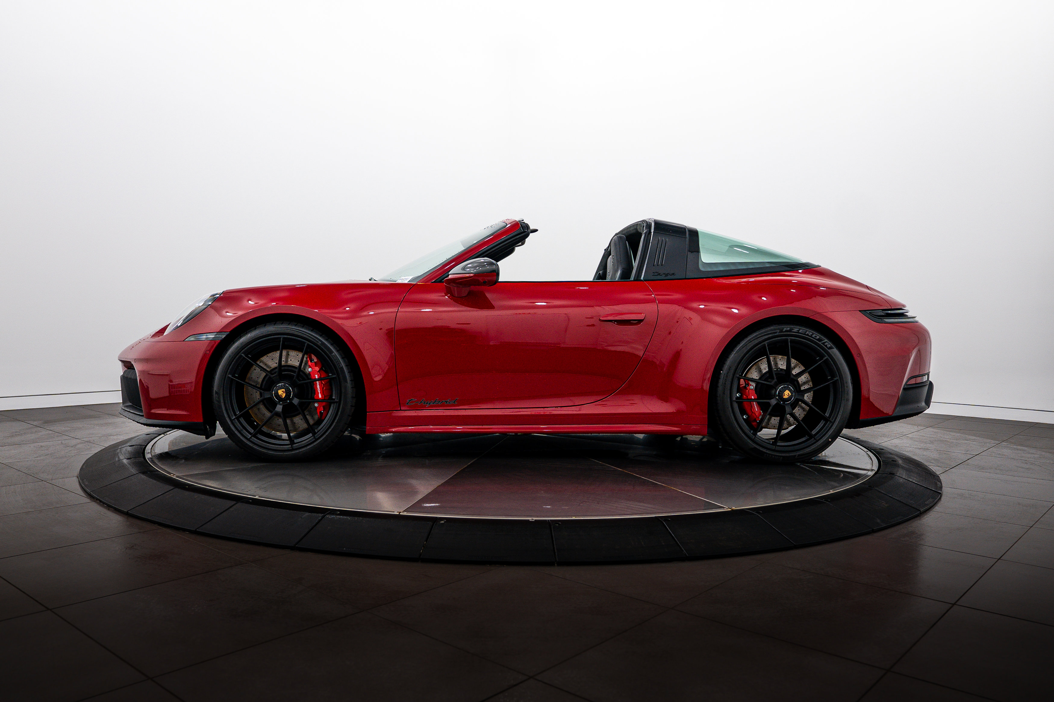 Certified 2026 Porsche 911 Targa 4 GTS image 2