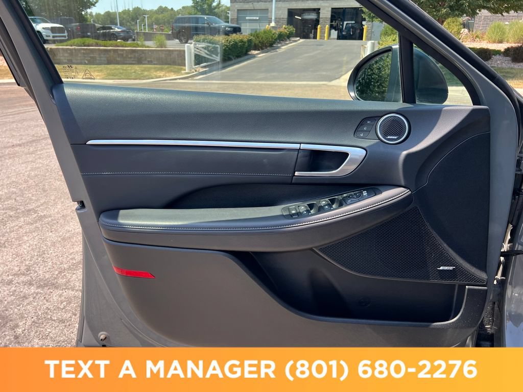 Used 2022 Hyundai Sonata Limited FWD image 12