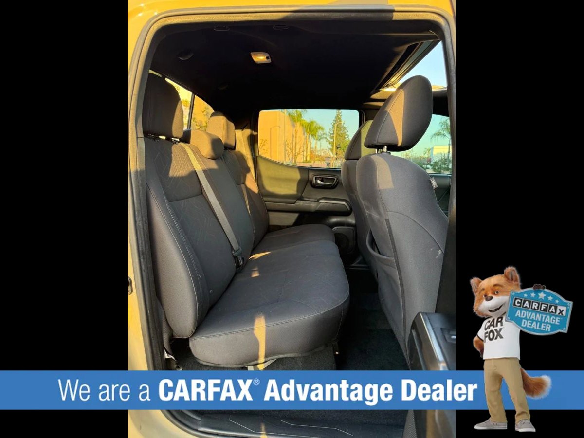 Used 2017 Toyota Tacoma TRD Off-Road w/ Premium & Technology Package image 29