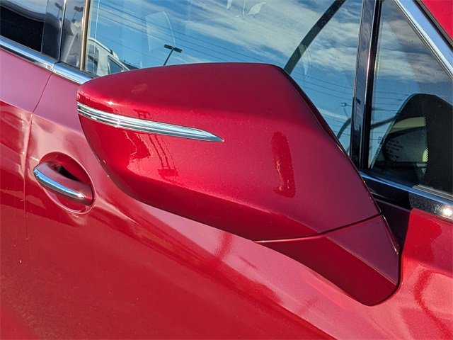 Used 2018 Buick Enclave Essence image 12