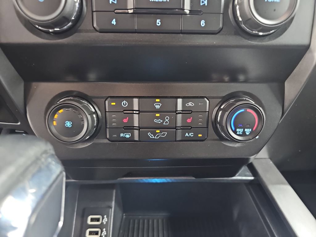 Used 2019 Ford F150 XLT w/ Equipment Group 302A Luxury AWD/4WD image 27