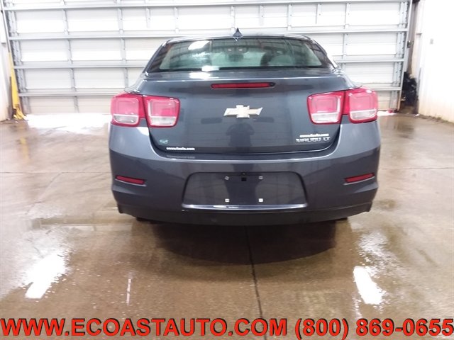 Used 2015 Chevrolet Malibu LT w/ Power Convenience Package FWD image 8