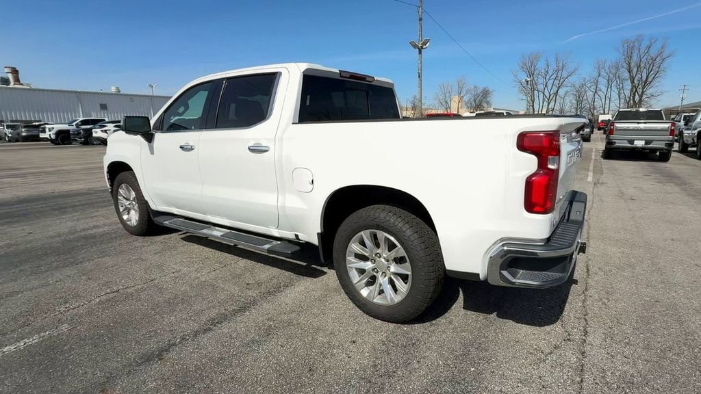 Used 2021 Chevrolet Silverado 1500 LTZ w/ Z71 Off-Road Package AWD/4WD image 6