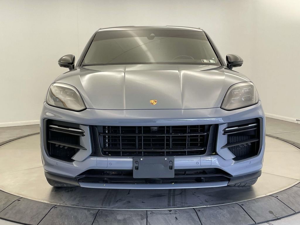 Certified 2024 Porsche Cayenne Turbo GT AWD/4WD image 10