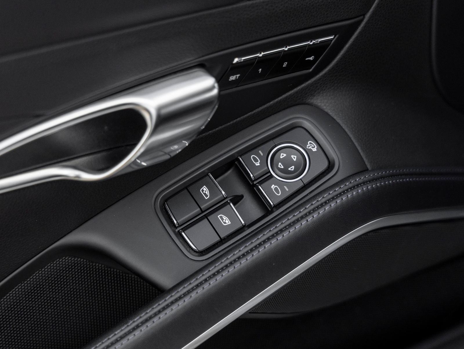 Certified 2024 Porsche 718 Boxster RWD image 23