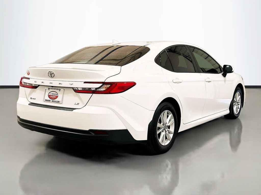 Used 2025 Toyota Camry LE w/ Convenience Package FWD image 4