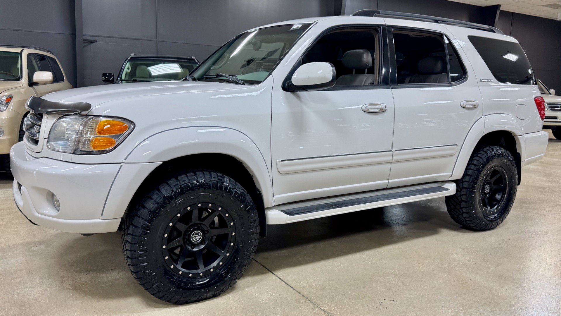 Used 2004 Toyota Sequoia Limited AWD/4WD image 18