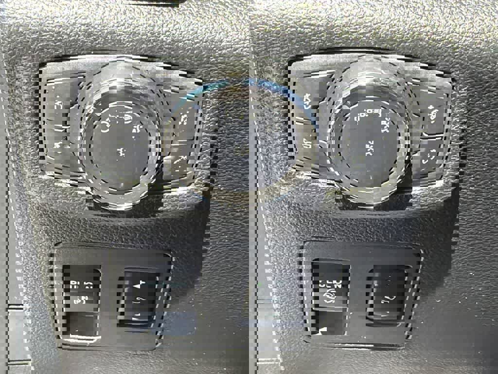 Used 2020 Ford F150 XLT w/ Equipment Group 302A Luxury image 31