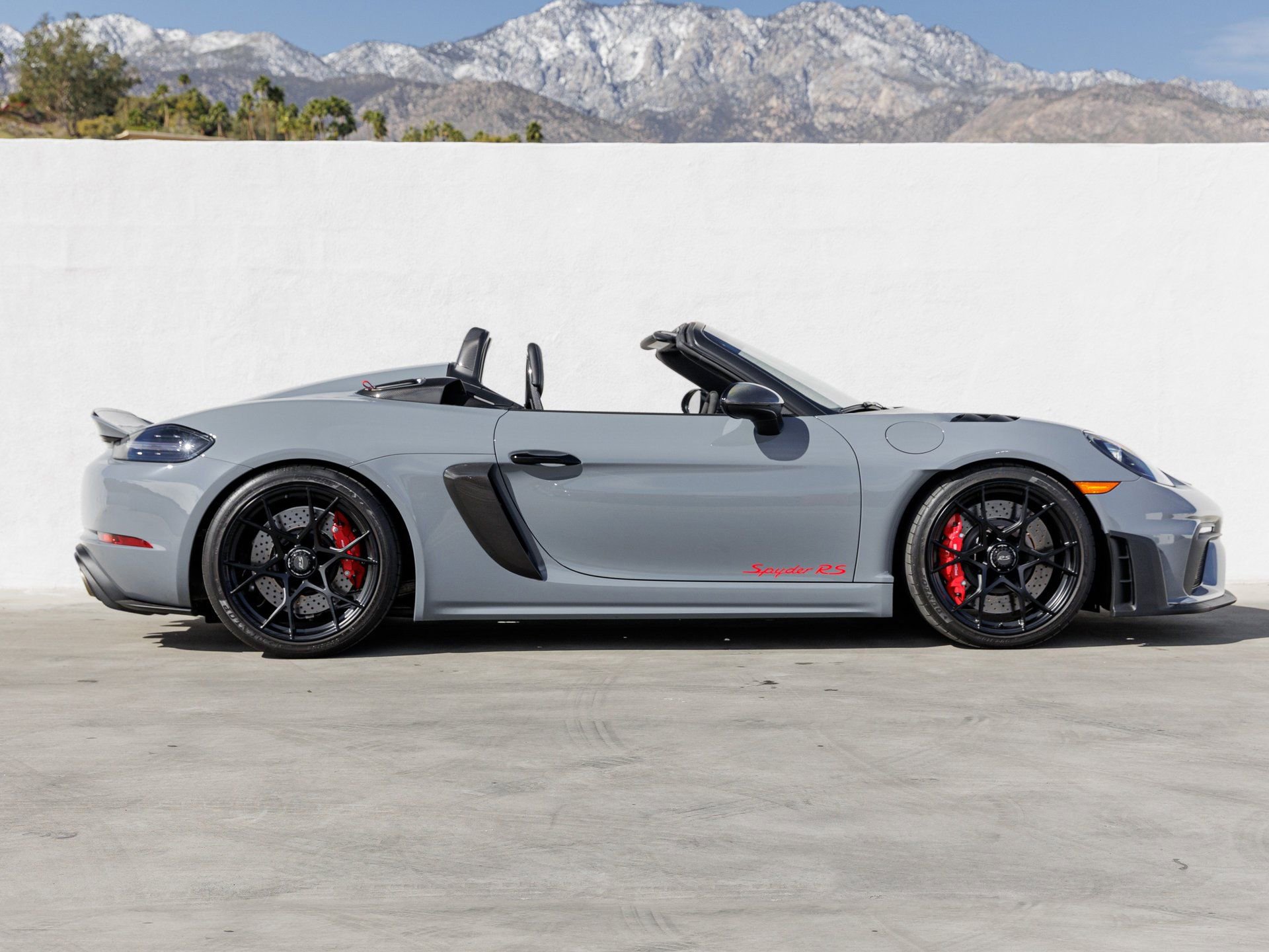Certified 2025 Porsche 718 Boxster Spyder RS image 8