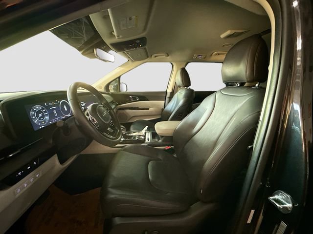 Used 2024 Kia Carnival SX image 22