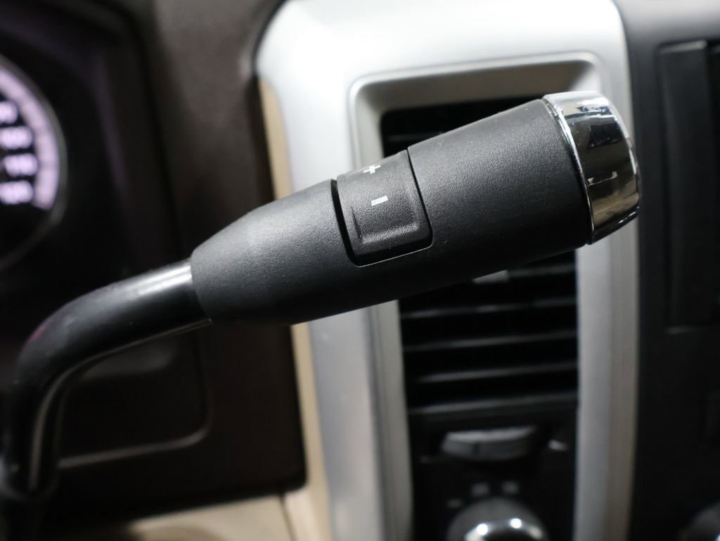 Used 2011 RAM 1500 Classic SLT image 33