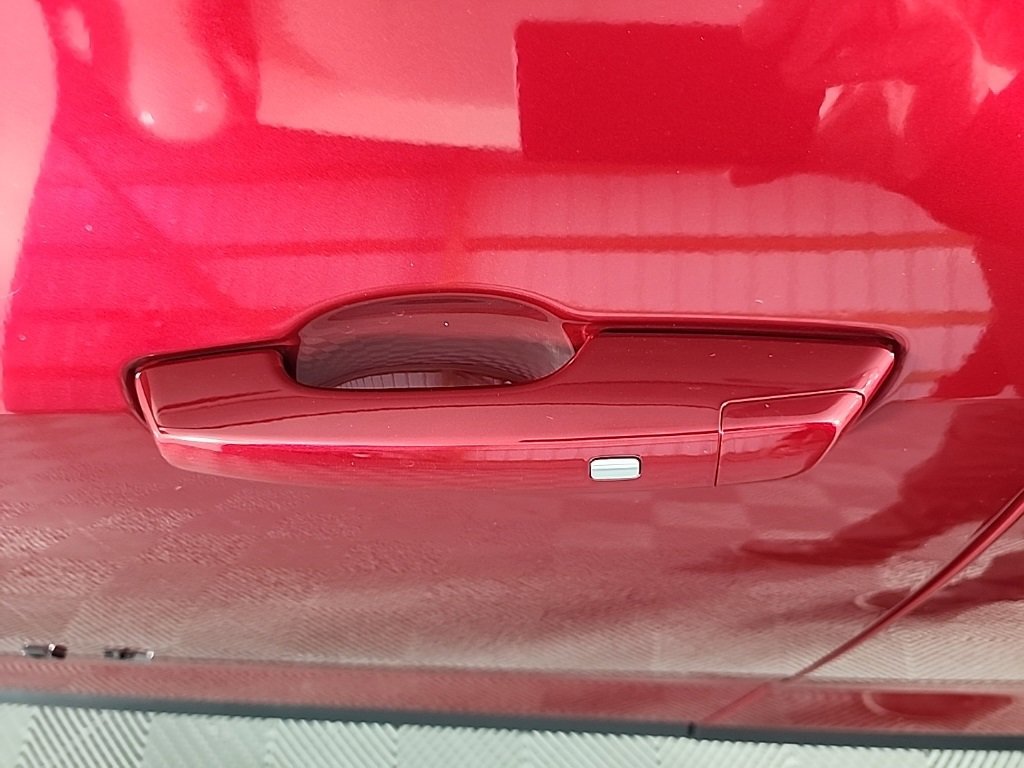 New 2026 Chevrolet Equinox ACTIV w/ Convenience Package III image 15