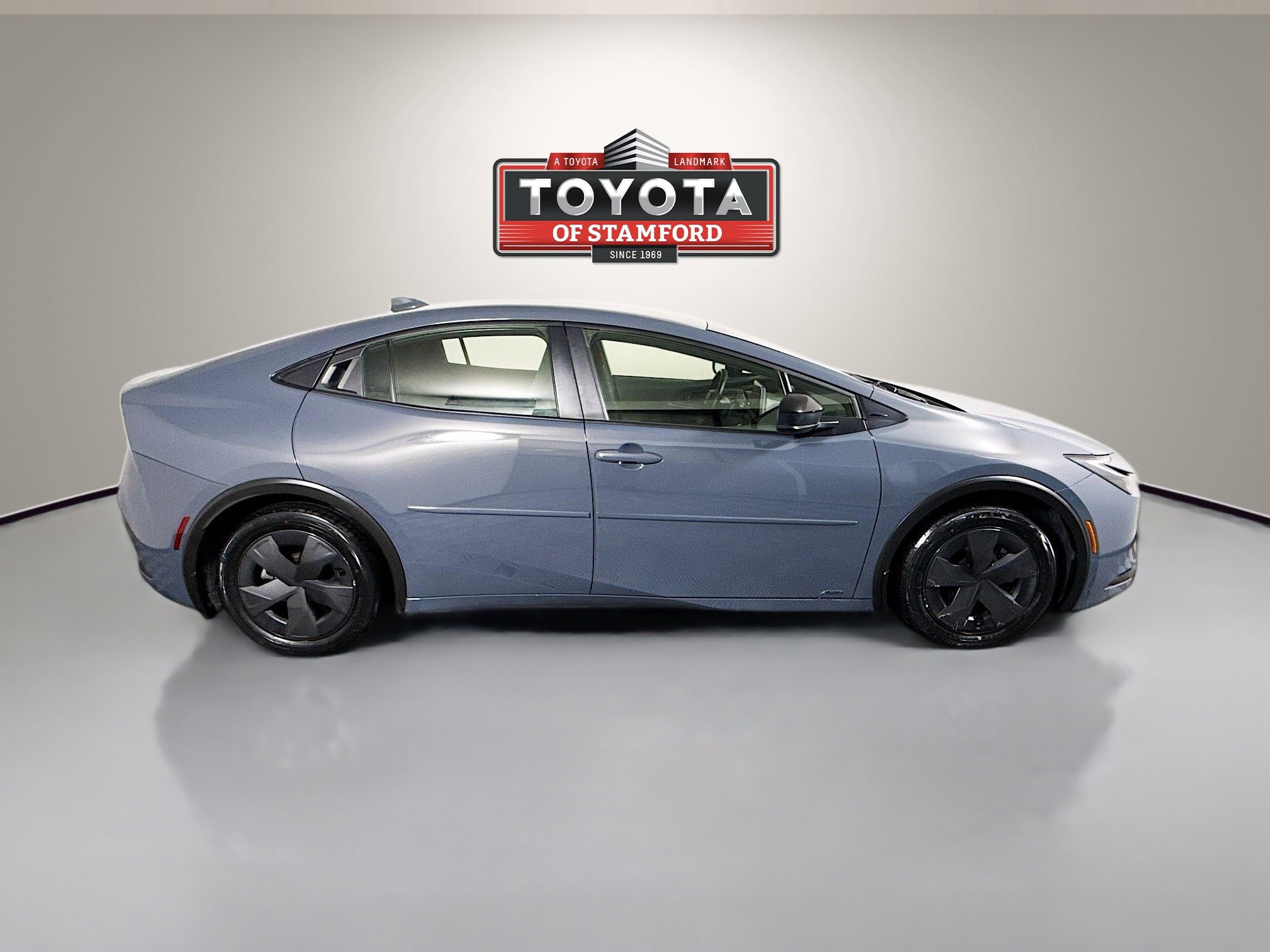 Used 2025 Toyota Prius LE image 8