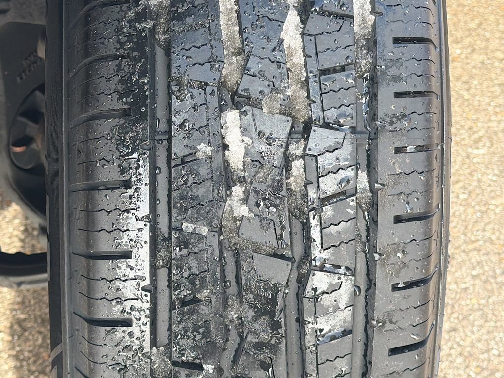 Used 2023 Jeep Wrangler Sport S image 40