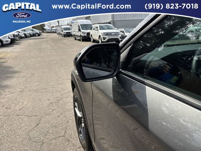 Certified 2025 Ford Explorer ST-Line w/ Premium Package AWD/4WD image 12