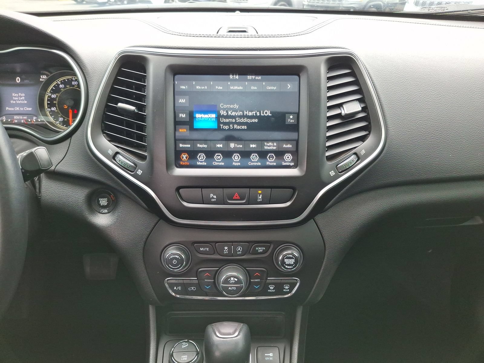 Used 2021 Jeep Cherokee Latitude Lux w/ Sun & Sound Group AWD/4WD image 11