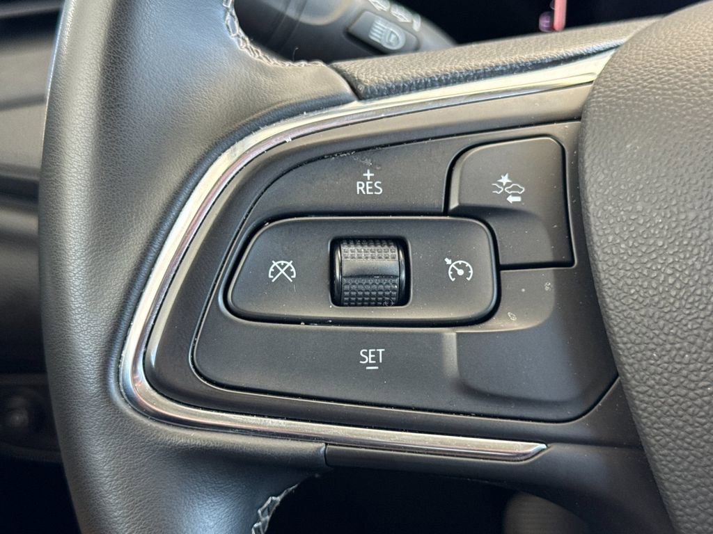 Used 2025 Buick Encore GX Preferred FWD image 25