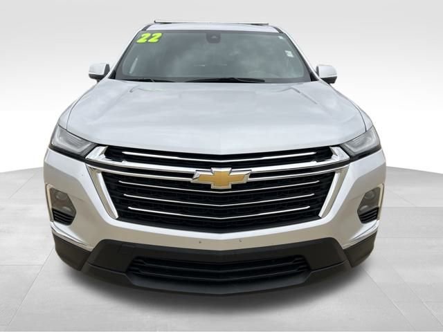 Used 2022 Chevrolet Traverse LT image 3