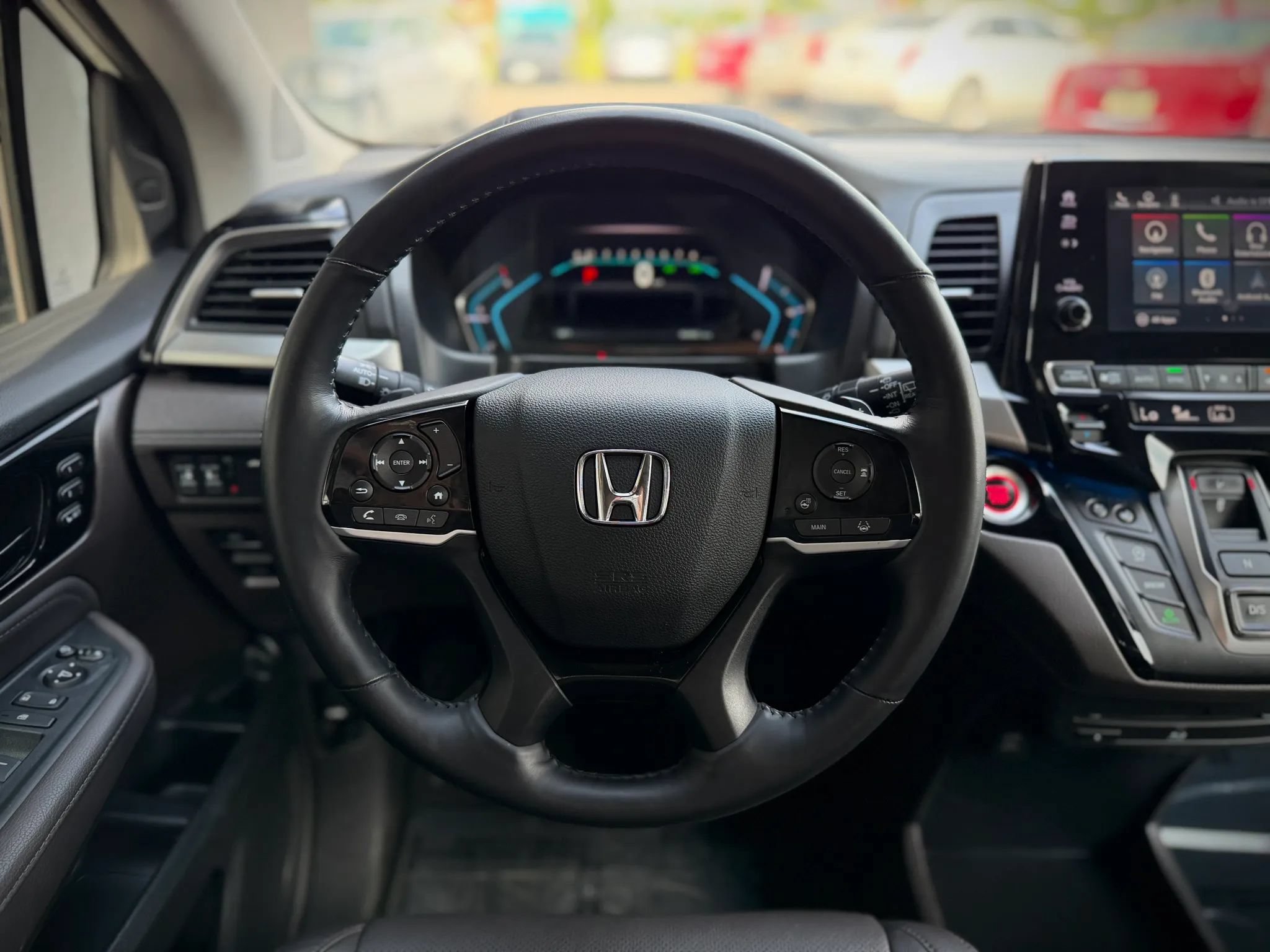 Used 2018 Honda Odyssey Elite image 11