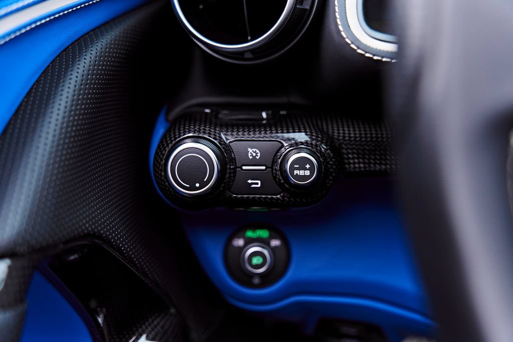 Used 2023 Ferrari 812 GTS RWD image 92