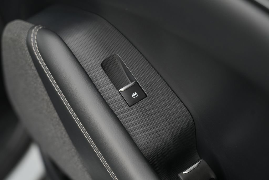 Used 2023 Ford Mustang Mach-E Premium AWD/4WD image 40