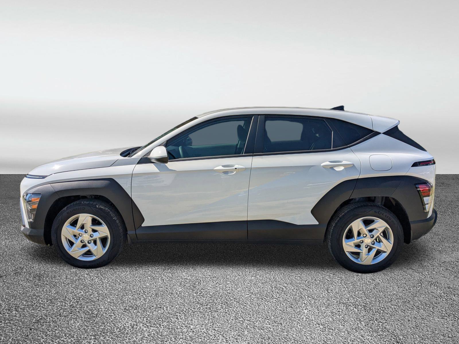 New 2026 Hyundai Kona SE image 7