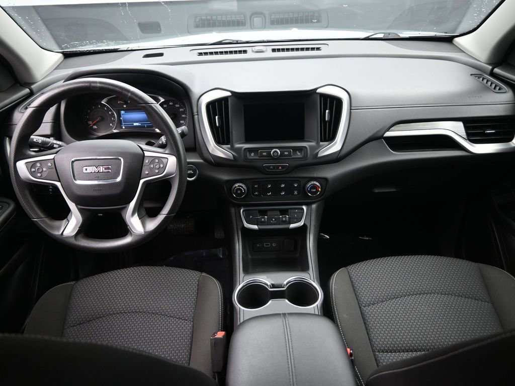 Used 2024 GMC Terrain SLE image 24