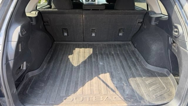 Used 2019 Subaru Outback 2.5i Premium AWD/4WD image 14