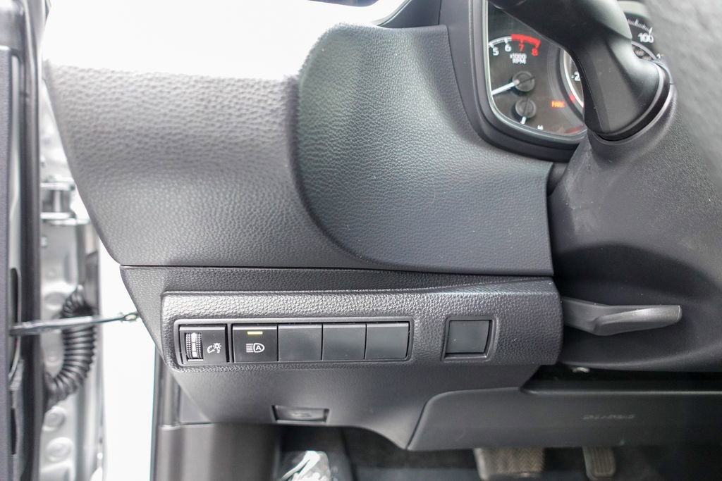 Used 2022 Toyota Corolla LE image 19