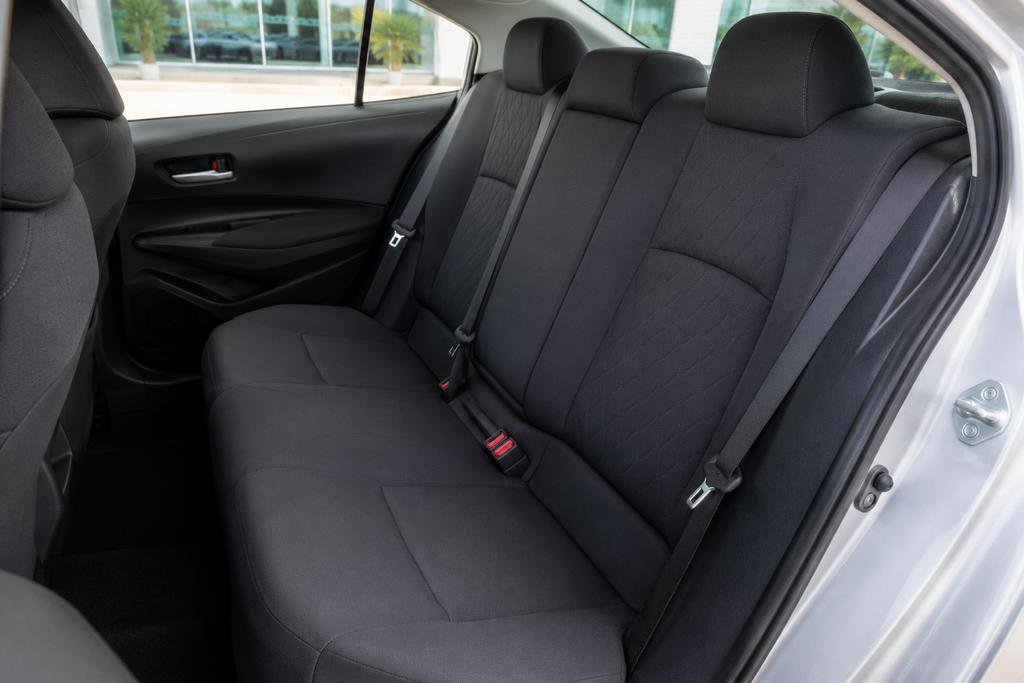 Used 2024 Toyota Corolla LE FWD image 16