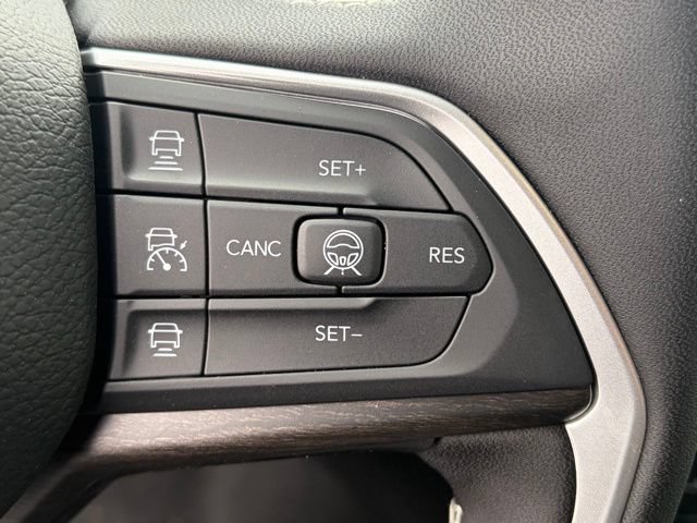 New 2026 Jeep Grand Cherokee Limited AWD/4WD image 19