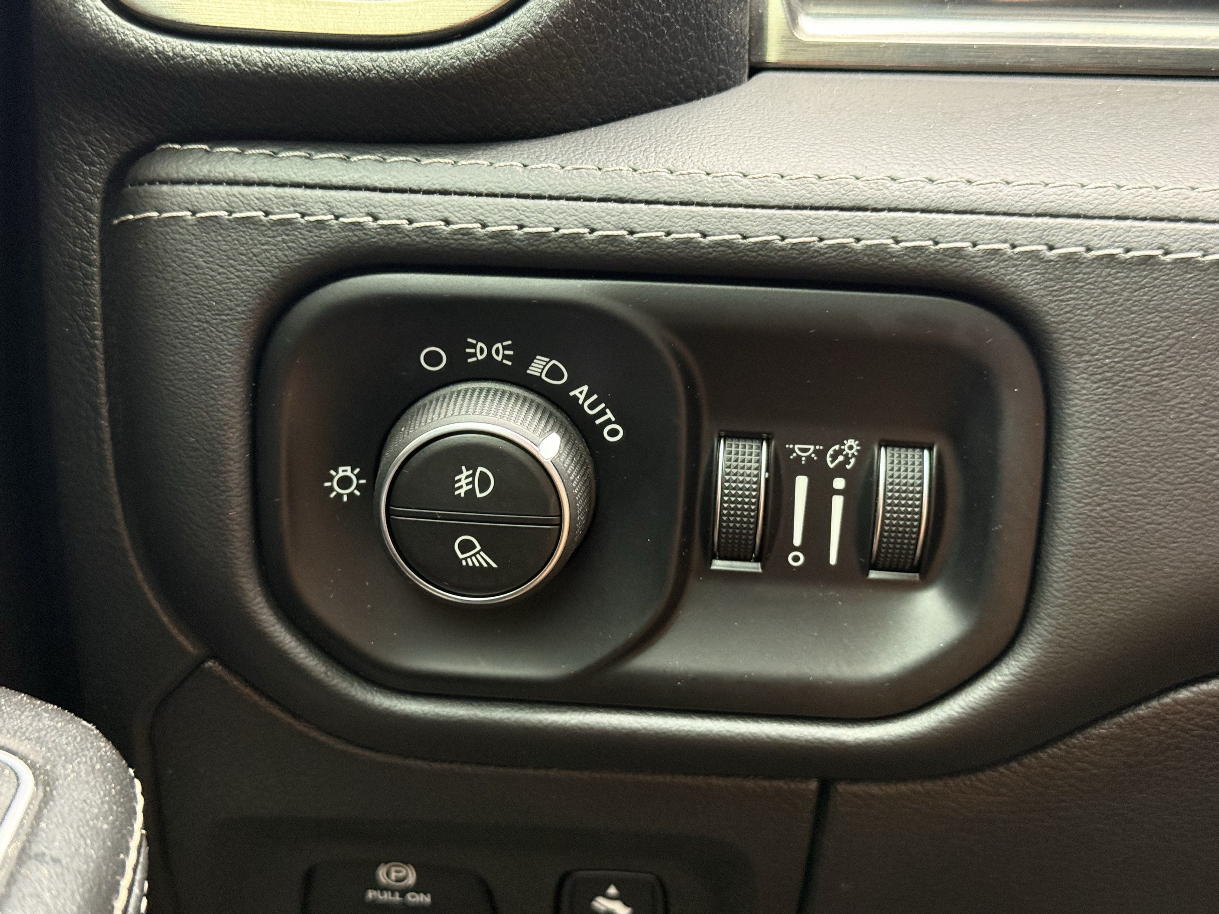 Used 2021 RAM 1500 Limited RWD image 25