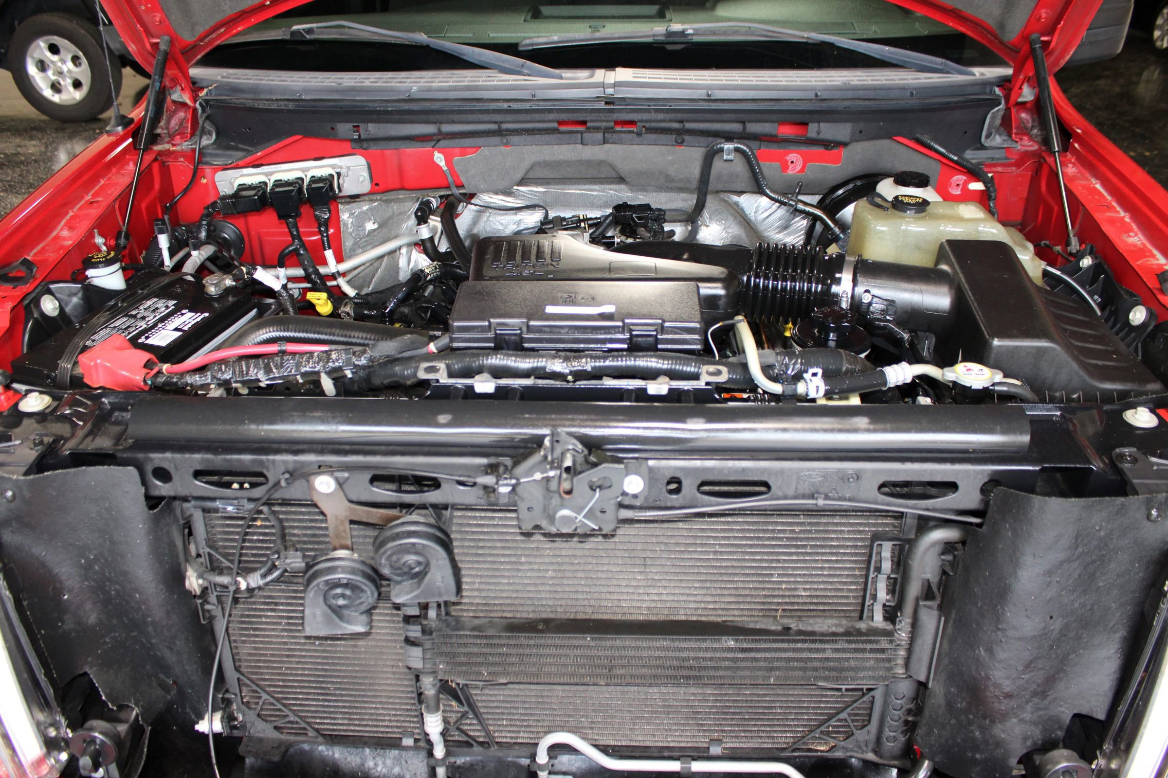 Used 2010 Ford F150 STX image 27