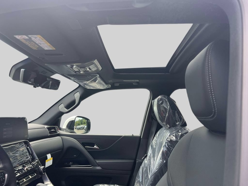 New 2026 Lexus LX 700h Luxury AWD/4WD image 17