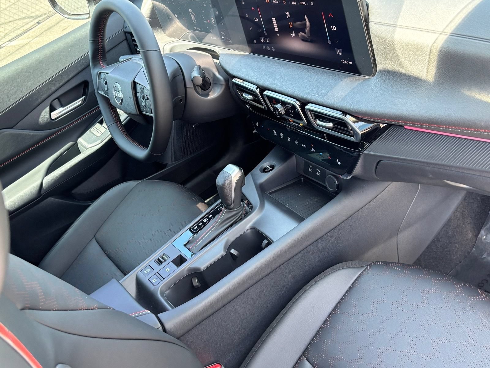 New 2026 Nissan Sentra SR w/ SR Premium Package FWD image 8