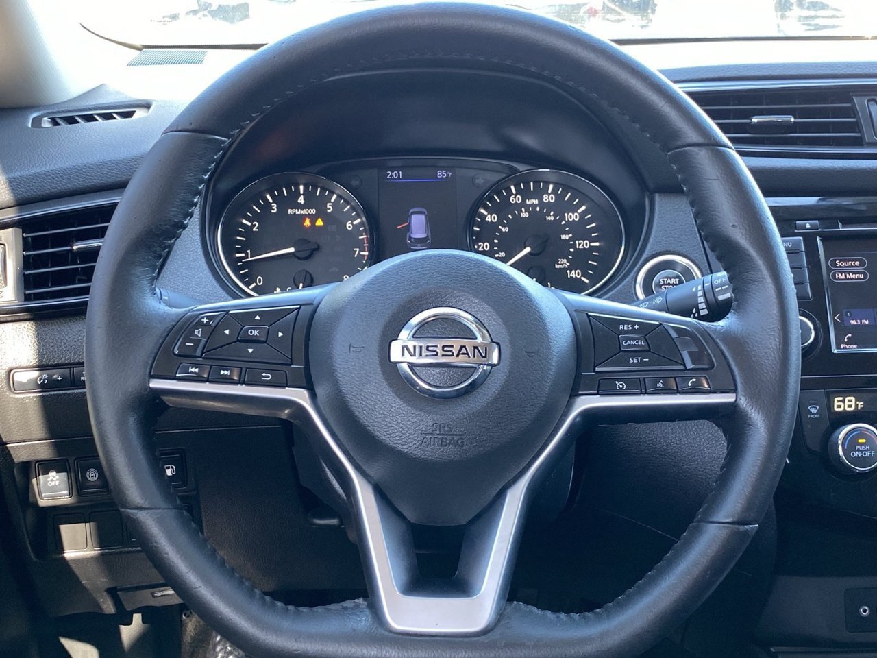 Certified 2020 Nissan Rogue SV FWD image 25