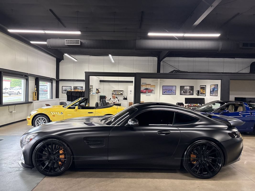 Used 2016 Mercedes-Benz AMG GT S w/ Exclusive Interior Package image 6