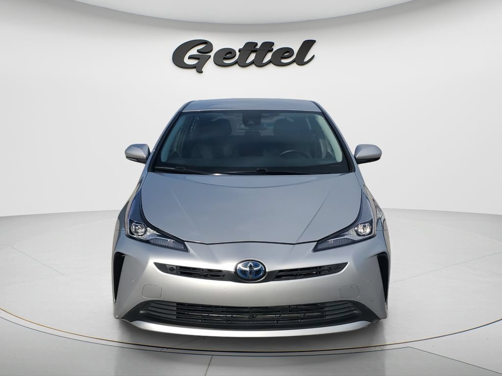 Certified 2021 Toyota Prius LE FWD image 2