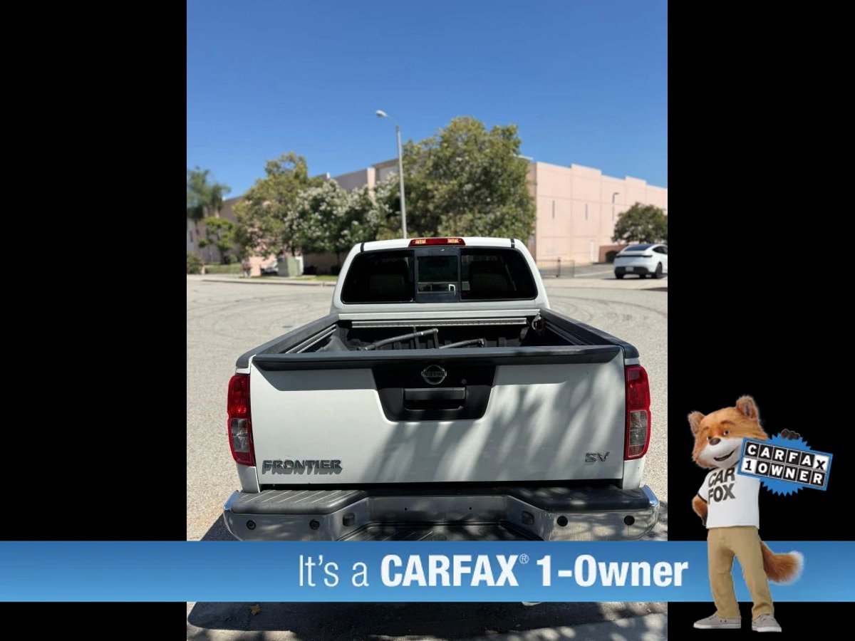 Used 2015 Nissan Frontier SV w/ SV Value Truck Package RWD image 8