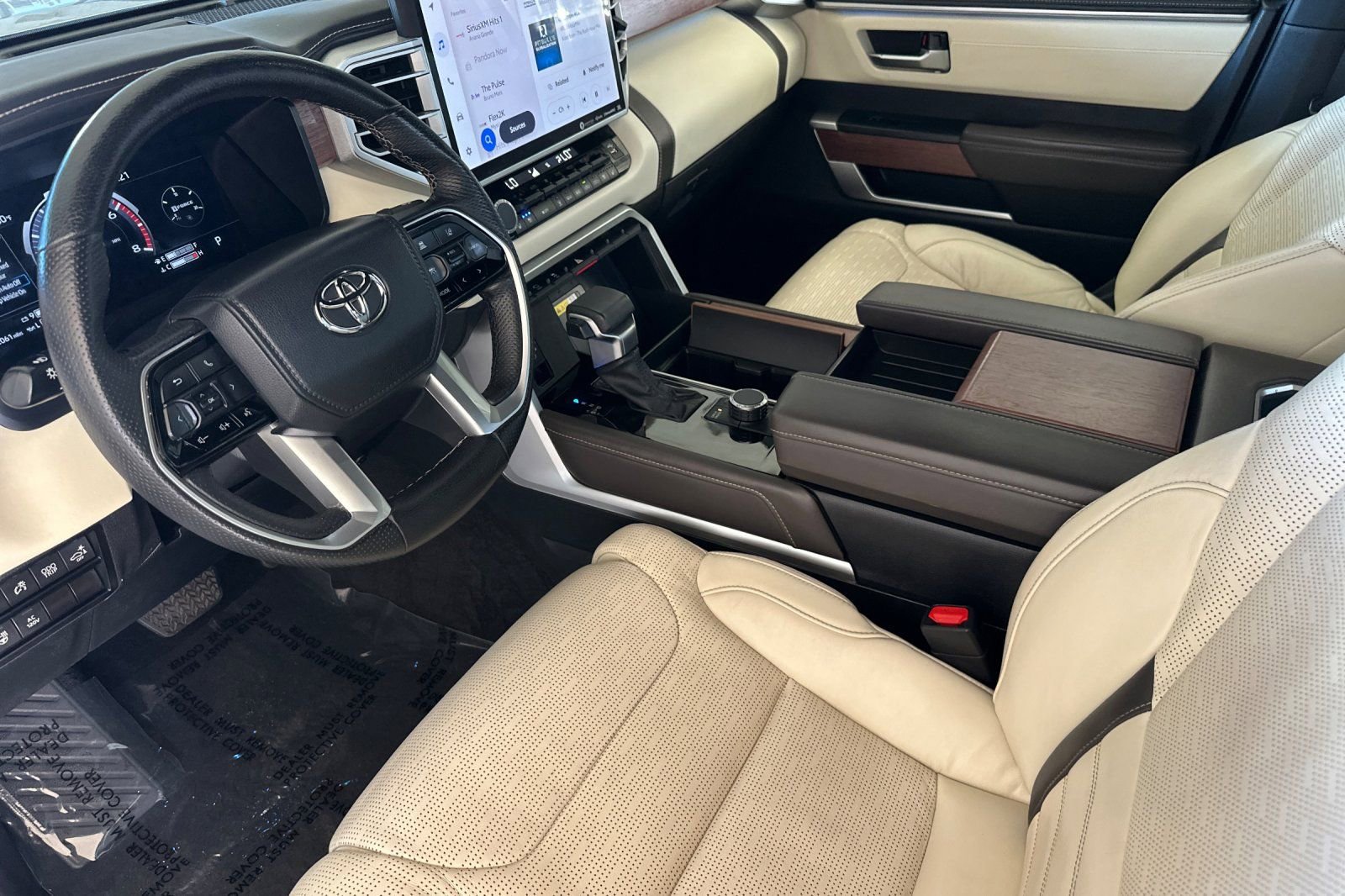 Used 2023 Toyota Tundra 1794 Edition image 9