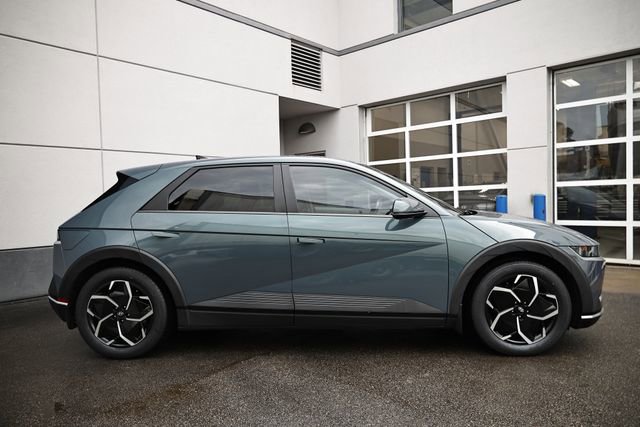 Used 2022 Hyundai Ioniq 5 SE image 4